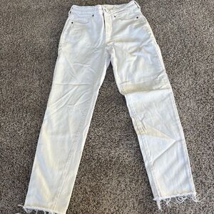 Old Navy Women's Cream Straight Leg Jeans